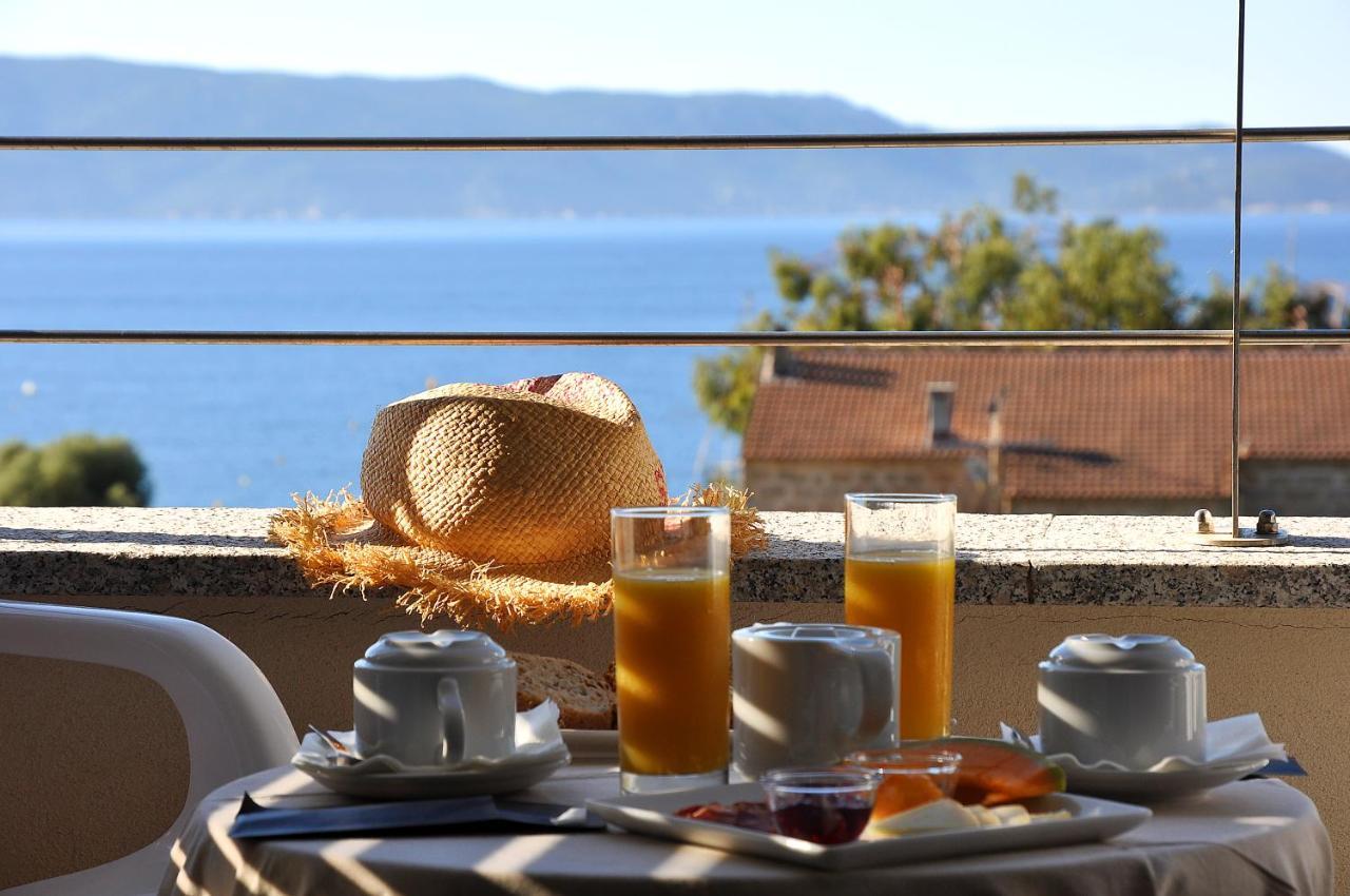 Hotel Les Eucalyptus Порто-Полло Екстер'єр фото