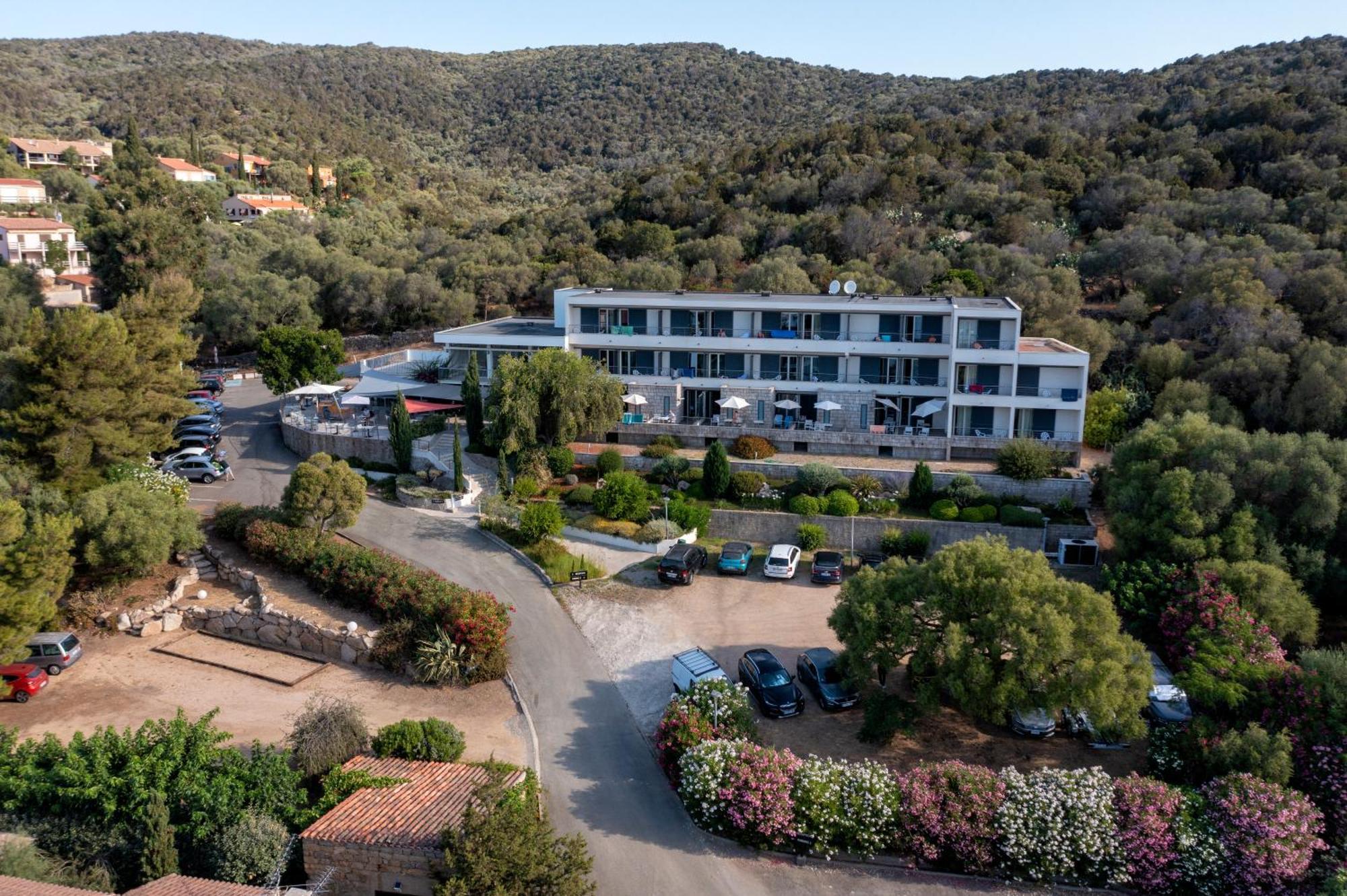 Hotel Les Eucalyptus Порто-Полло Екстер'єр фото